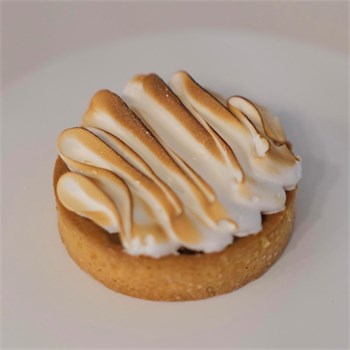 {{productViewItem.photos[photoViewList.activeNavIndex].Alt || productViewItem.photos[photoViewList.activeNavIndex].Description || 'Тарталетка лимонная'}}