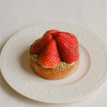 {{productViewItem.photos[photoViewList.activeNavIndex].Alt || productViewItem.photos[photoViewList.activeNavIndex].Description || 'Тарталетка c клубникой'}}